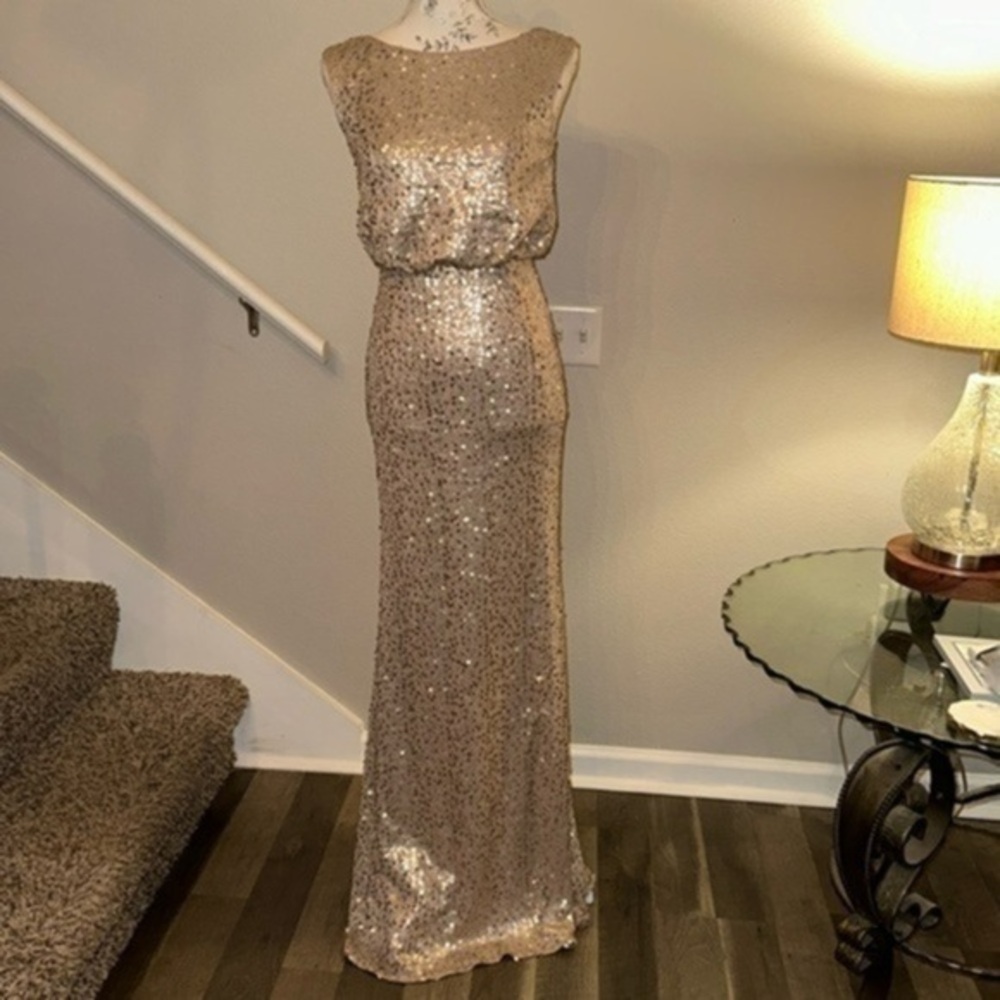 NWT David’s Bridal Sequin Sheath Blouson Maxi Dress Gown Cap Sleeves Gold XS